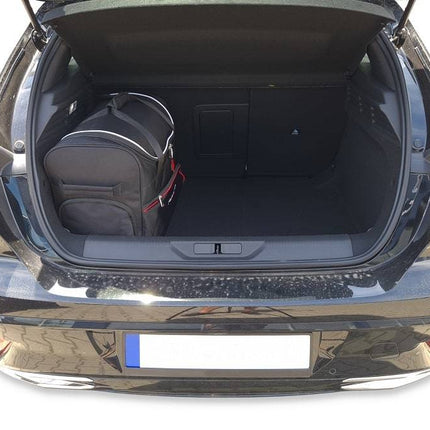 Kjust Reistassenset voor Peugeot 308 5-deurs vanaf 2021 - Set van 4 Tassen met 2 Roltassen 1 Sporttas en 1 Vliegtuigtas