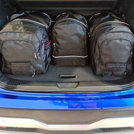 Kjust Reistassenset voor Nissan Qashqai vanaf 2021 - Set van 4 Tassen met 2 Roltassen 1 Sporttas en 1 Vliegtuigtas