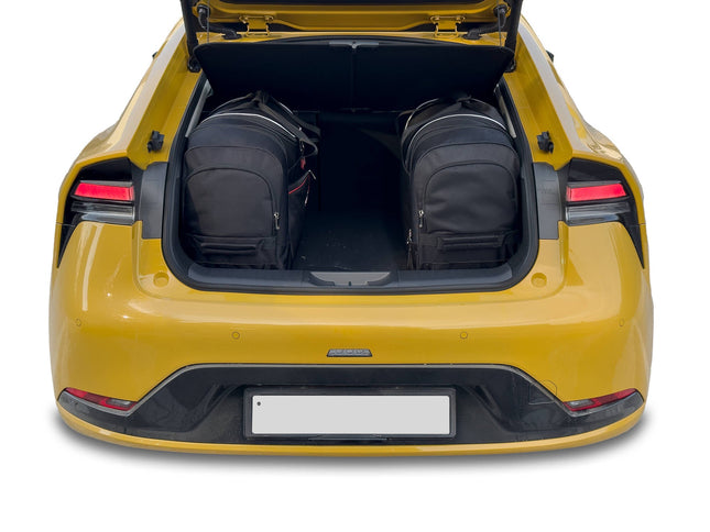 Kjust Reistassenset voor Toyota Prius 5-deurs vanaf 2023 - Set van 3 Tassen met 3 Roltassen