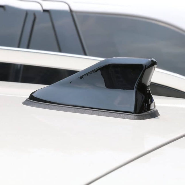 Universele Haaienvin Autoradio Antenne Zwart – Stijlvolle AM/FM Antenne voor Auto's met Eenvoudige Installatie - VCTparts.nl